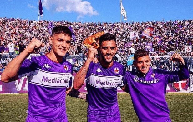 包含赛前体能课后；法兰克福状态回暖备战意大利杯；更衣室稳定；心理建设被强调的词条